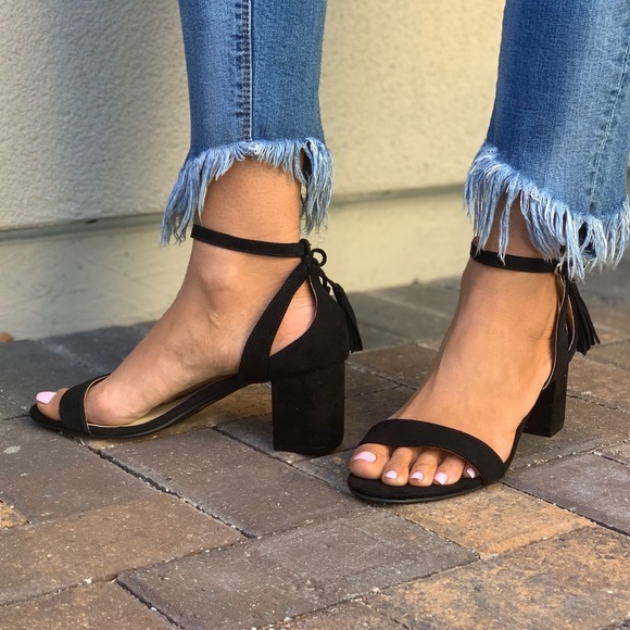 Black Kitten Block Heel Dangling Tassel Sandal - Picture 7 of 8